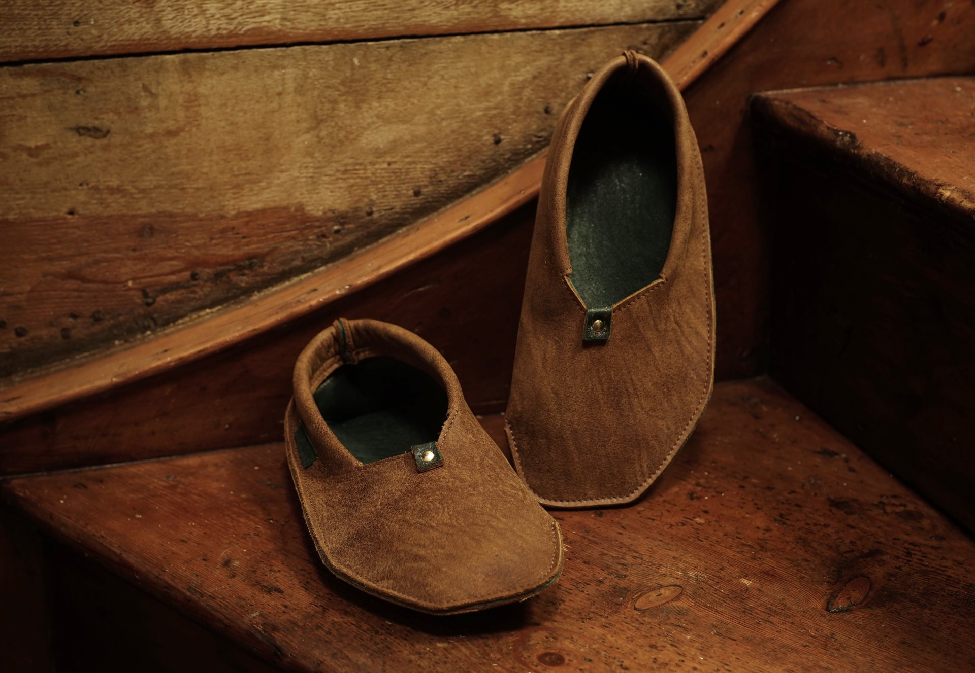 Wigwams in Oak Tan & Racing Green